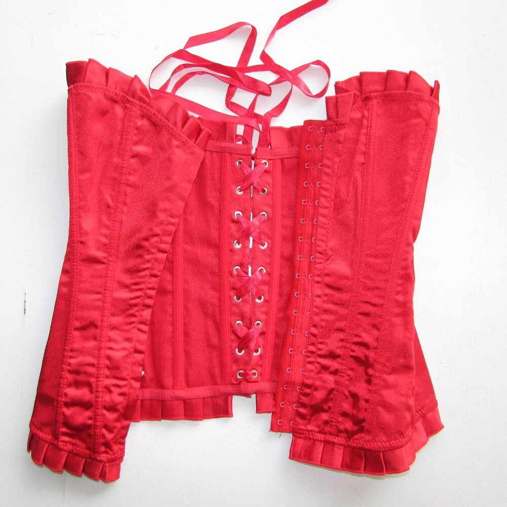Red Satin Ruffled Corset Set - NEW - Picture 9 of 13